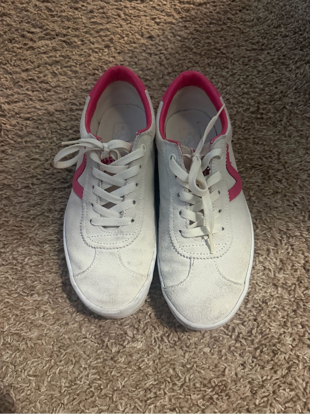 Vans Low-Top Sneakers in White with Bright Pink Trim